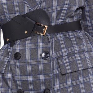 NWT asymetric buckle waist belt